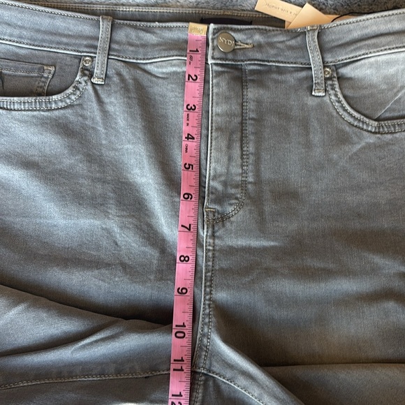 NYDJ Ami Side Slit Ankle Skinny Jeans in Rocksand Size 14 NWT - Picture 5 of 8